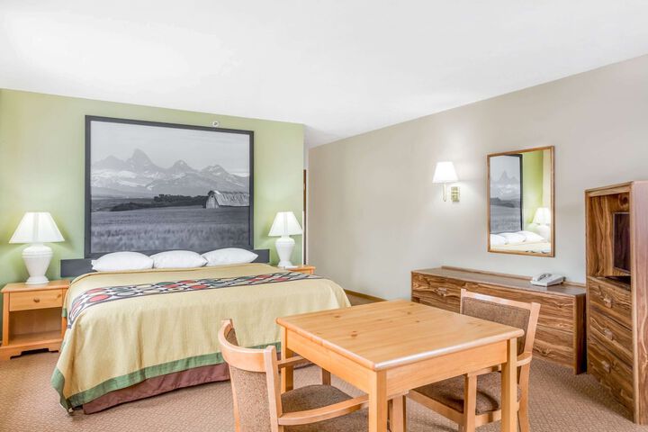 Room 21 of 30