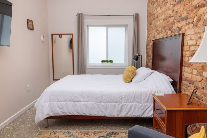 Hartwell Suites