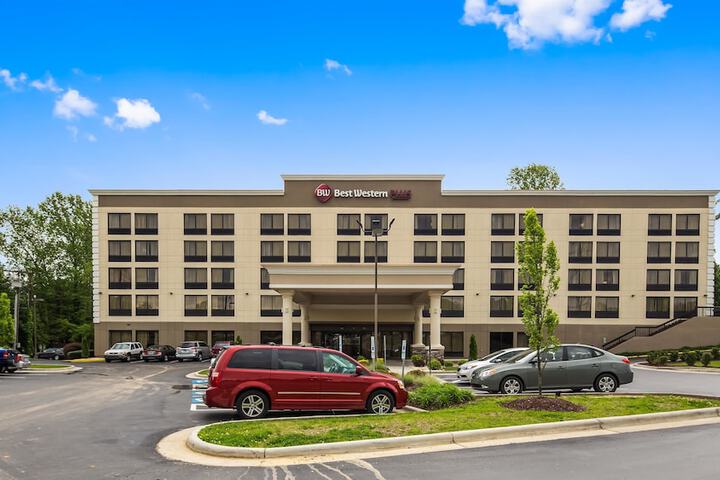 Hotel 2 of 18