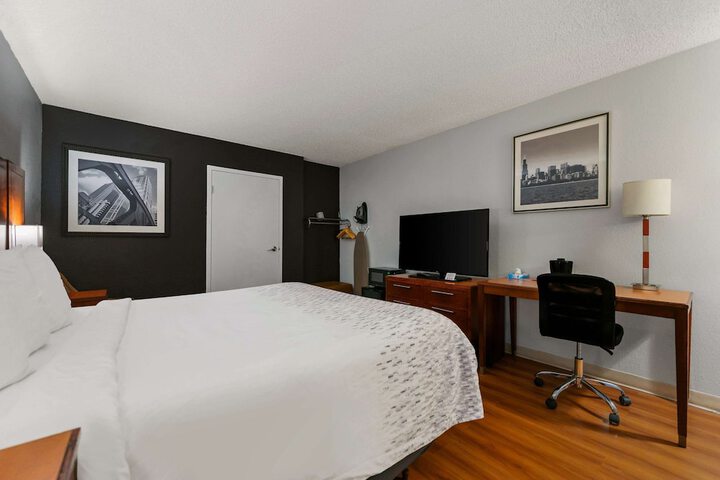 Room 28 of 58
