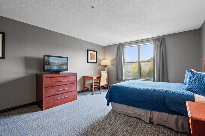 Room 25 of 37