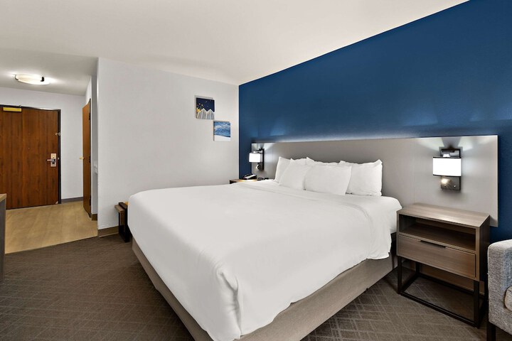 Comfort Inn & Suites Fremont