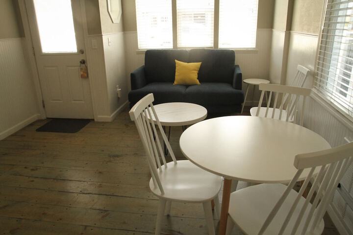 Room 48 of 108