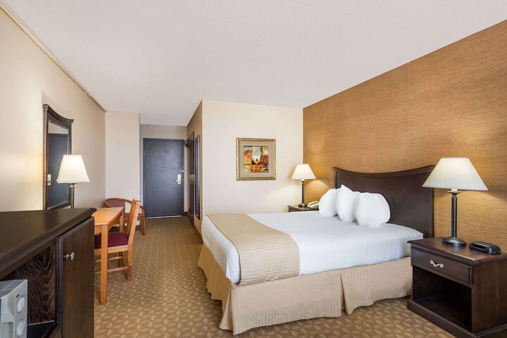 Ramada by Wyndham Watertown / Thousand Islands NY