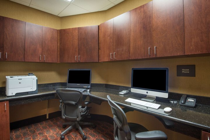 Business Center 25 of 25