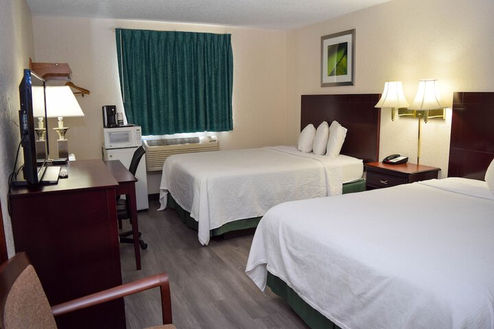 Room 12 of 14