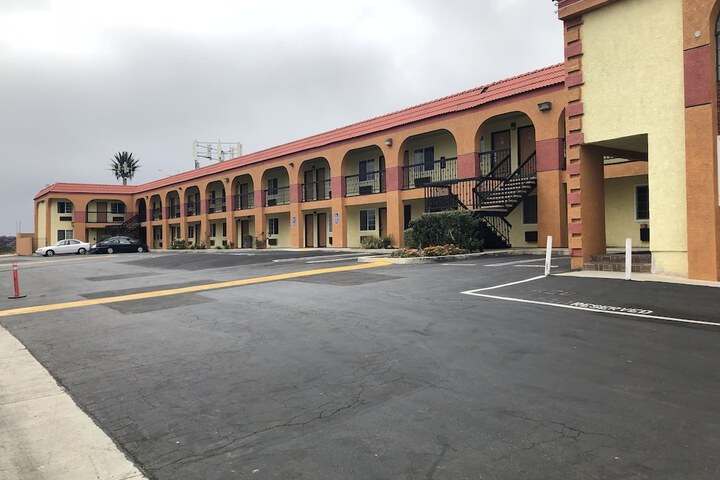 Hotel 5 of 32