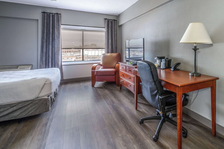 Room 14 of 36