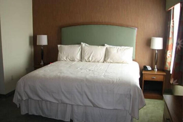 Randolph Inn and Suites