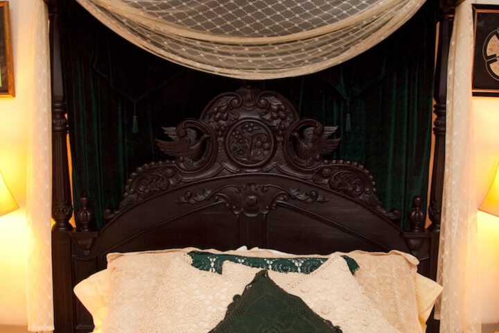 Room 26 of 42