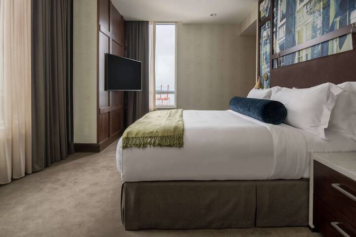 Embassy Suites by Hilton Seattle Downtown Pioneer Square
