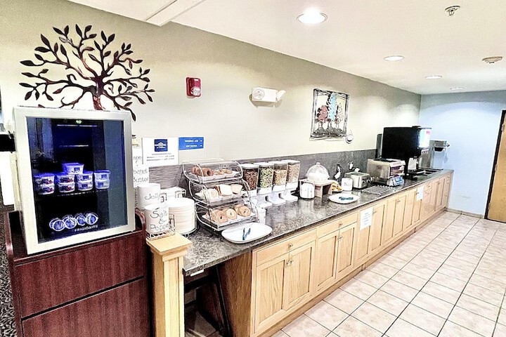Microtel Inn & Suites by Wyndham Tomah