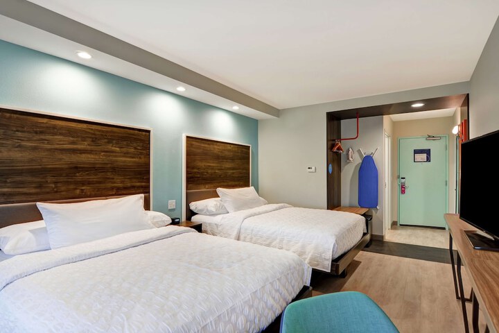 Room 21 of 35
