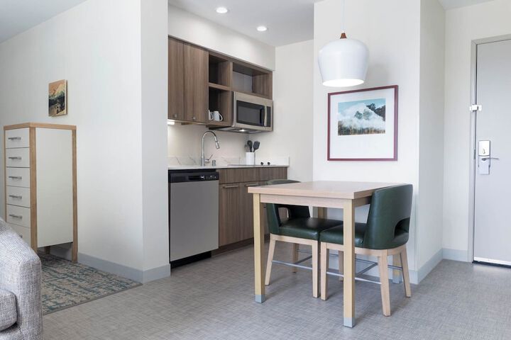 Homewood Suites by Hilton Puyallup Tacoma