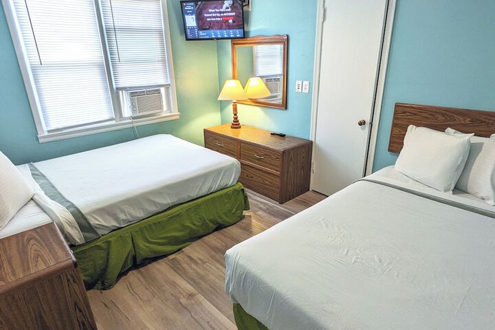 Room 14 of 24