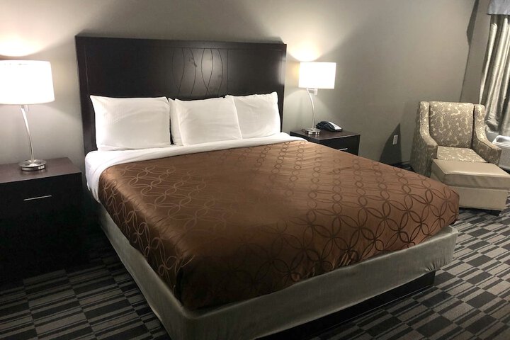 Room 26 of 34