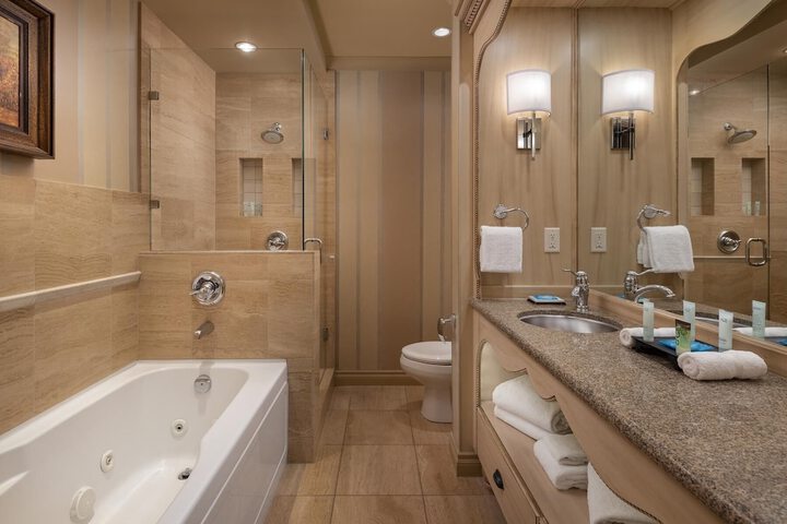 The Royal Kelowna