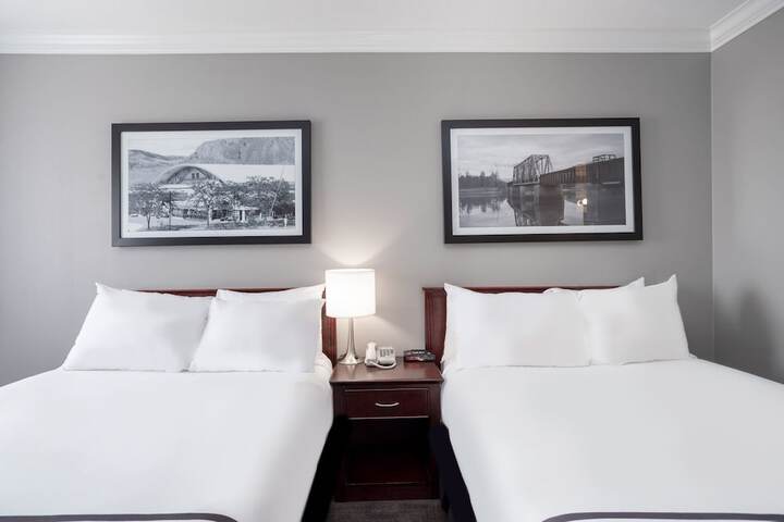 Room 16 of 28