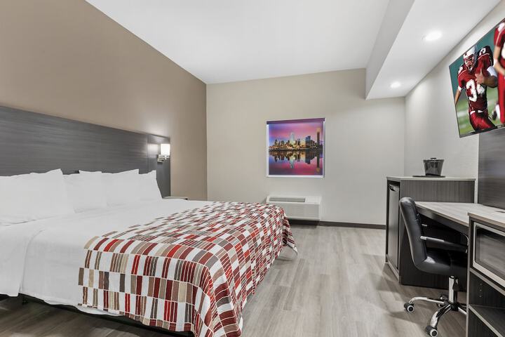 Room 14 of 30