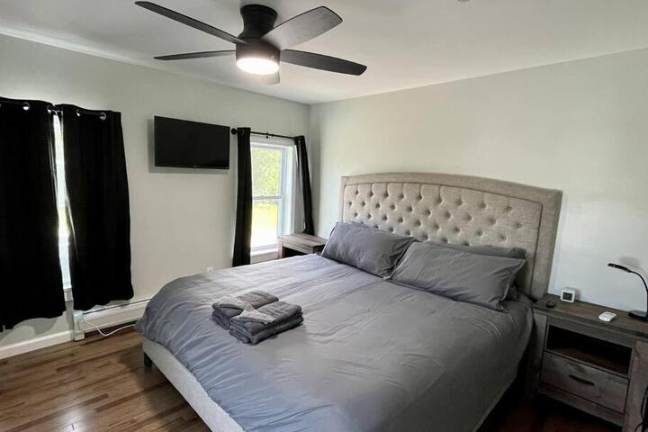 2 Bed Berkshire Getaway at Stephentown Hotel