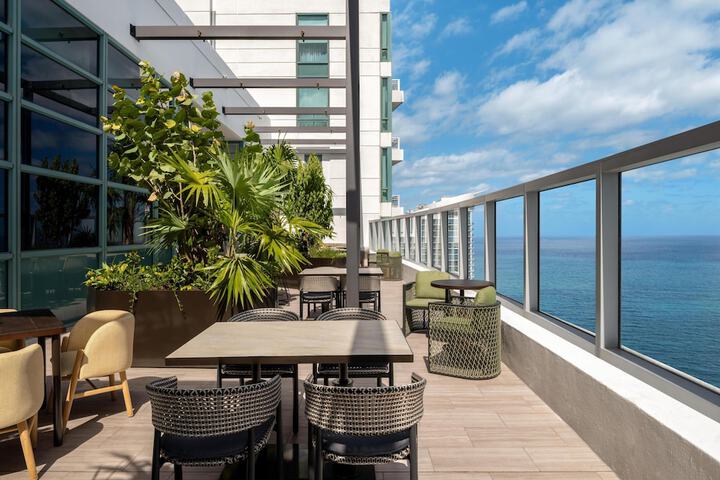 Signia by Hilton Diplomat Beach Resort