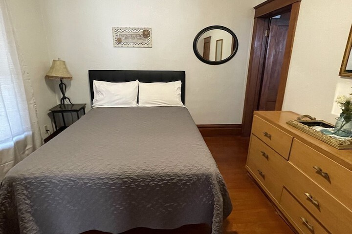 Room 210 of 234