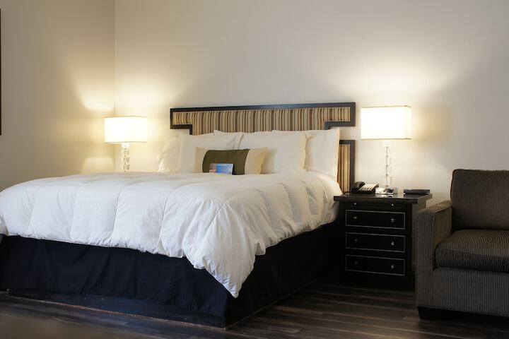 Room 18 of 30