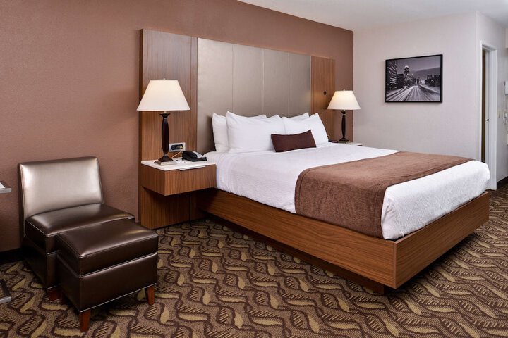 Room 15 of 30