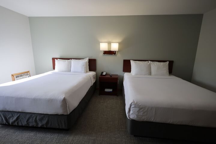 Glacier Mountain Lodge