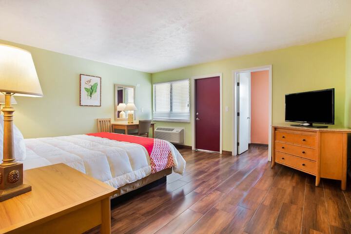 Room 26 of 53