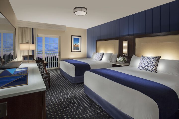 Hyannis Harbor Hotel