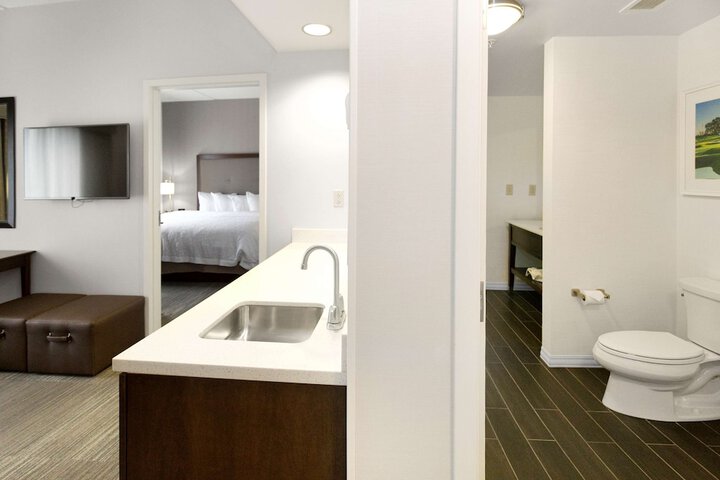 Room 29 of 60
