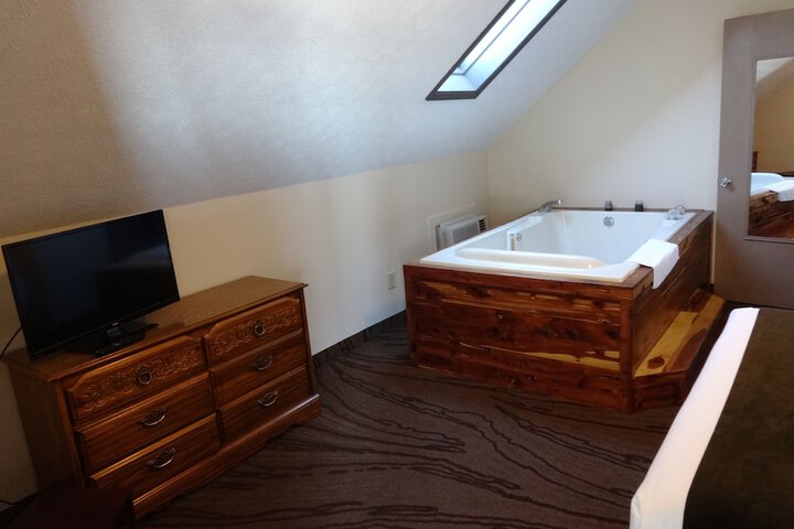 Alpine Lodge & Resort Burkesville