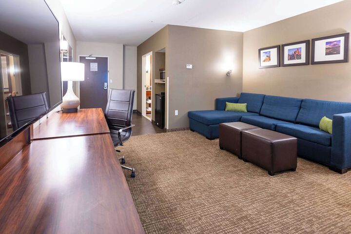 Room 36 of 42