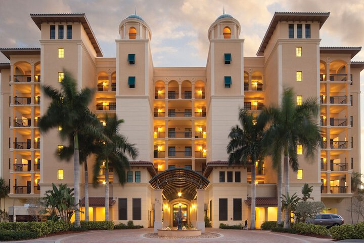 Holiday Inn Club Vacations Sunset Cove Resort by IHG