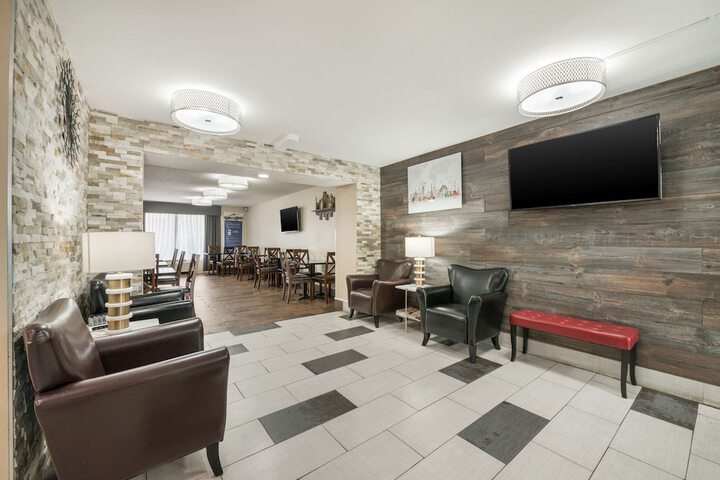 Hotel Interior 15 of 38