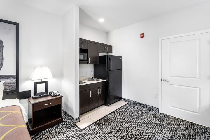Room 9 of 21
