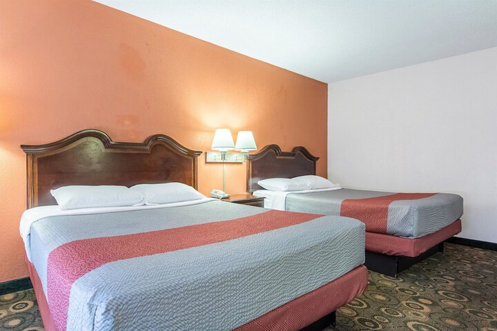 Motel 6 Hope AR