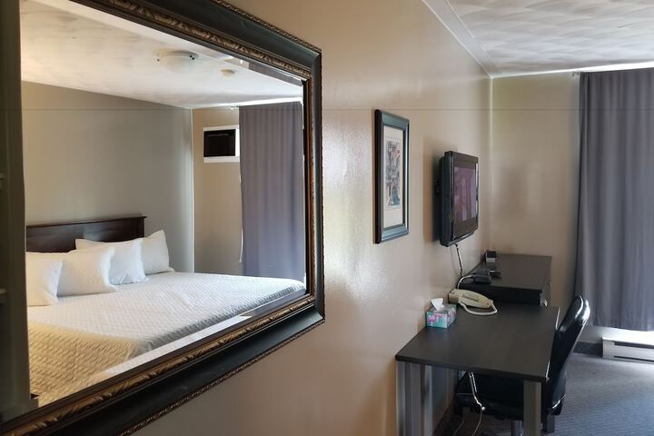 Room 57 of 82