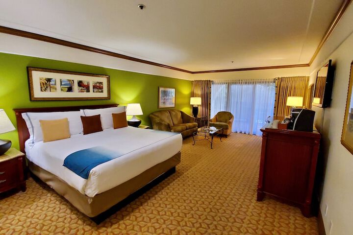 Room 16 of 48