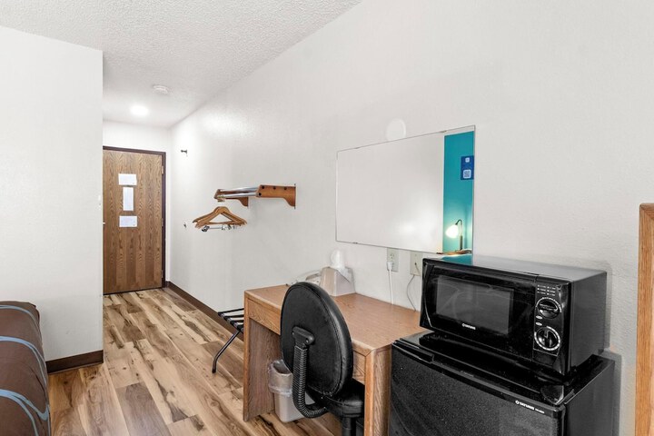 Super 8 by Wyndham Ogallala