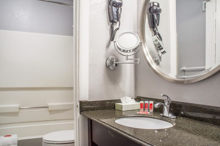 Econo Lodge Brockport