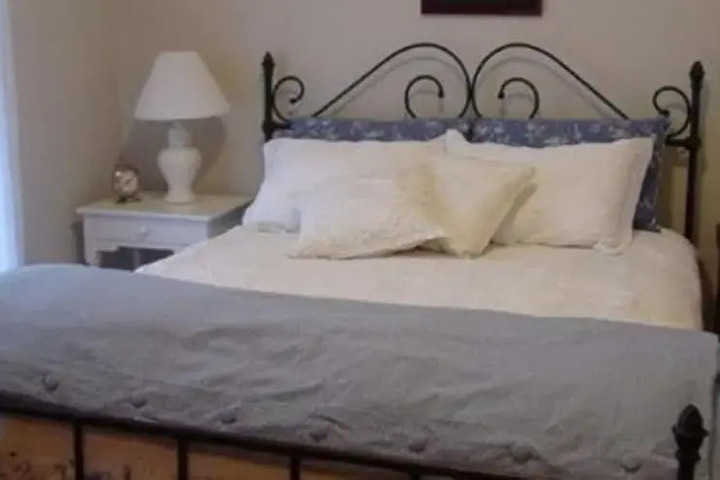 THE MCFARLAND INN