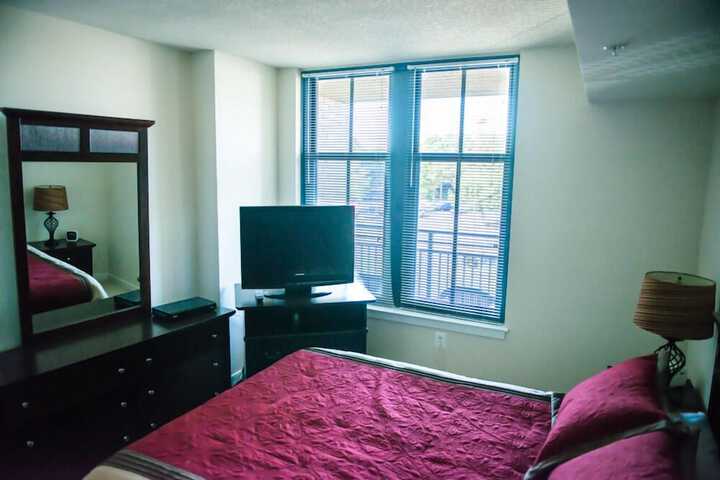 Room 13 of 20