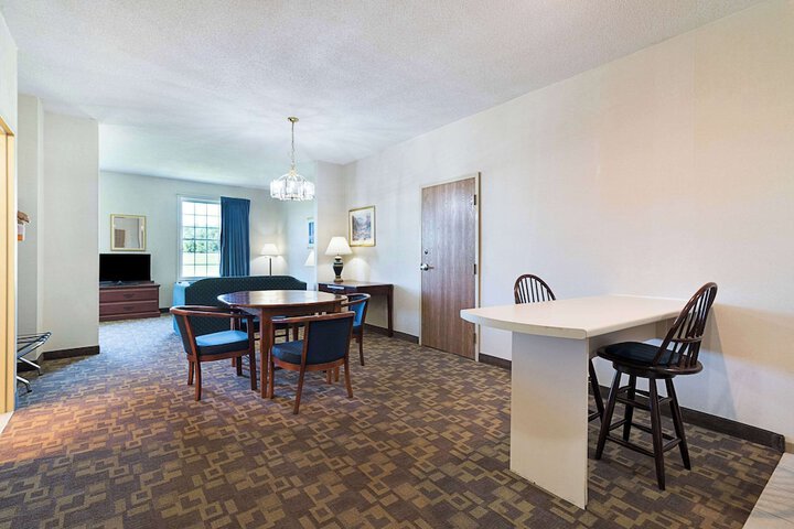Room 45 of 75