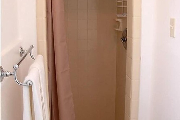 Economy Inn