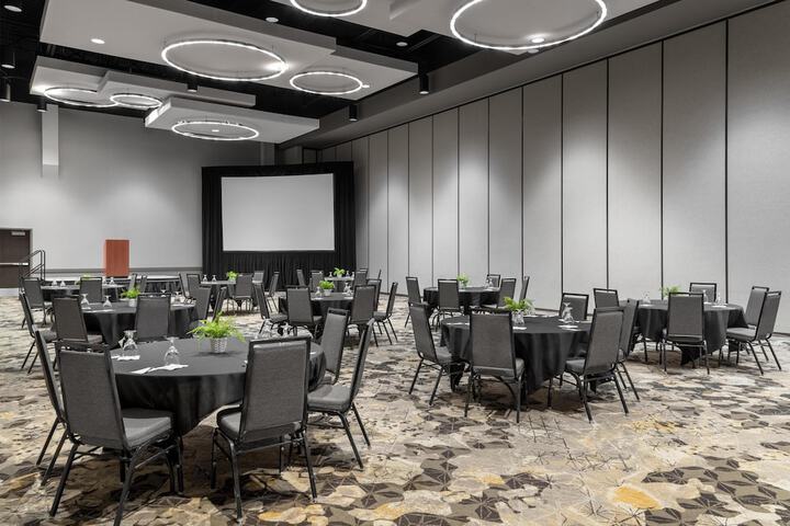 DoubleTree by Hilton Springfield