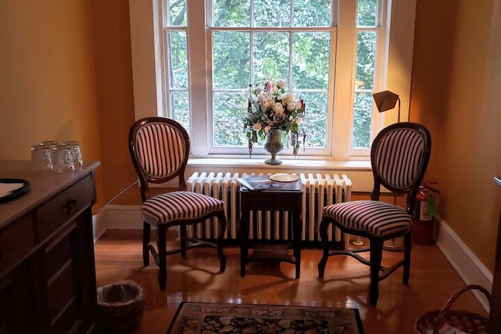 The Carriage Inn B & B