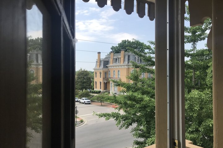 The Pepin Mansion Historic B & B