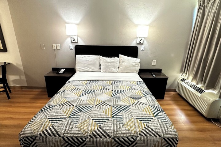 Room 51 of 67